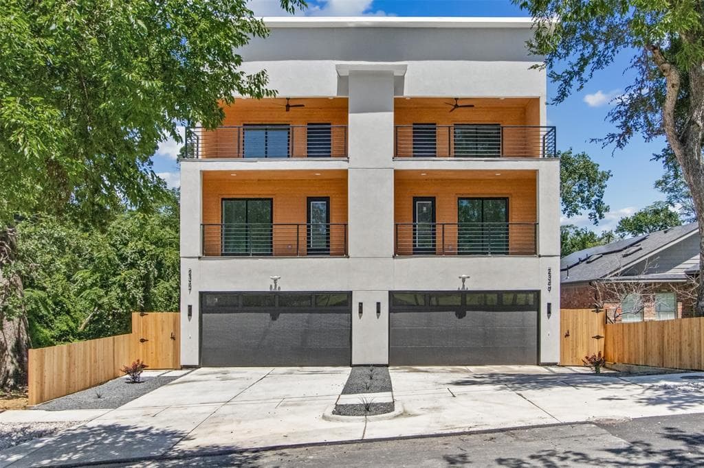 2347 Kings Rd