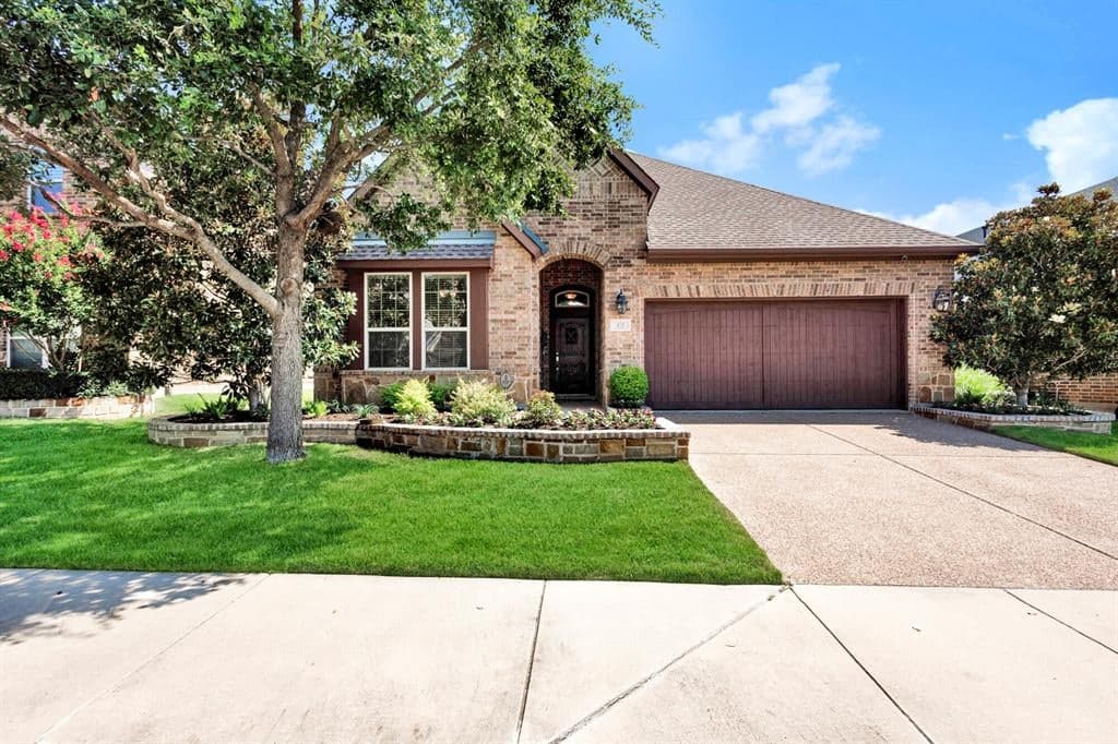 425 Brutus Blvd