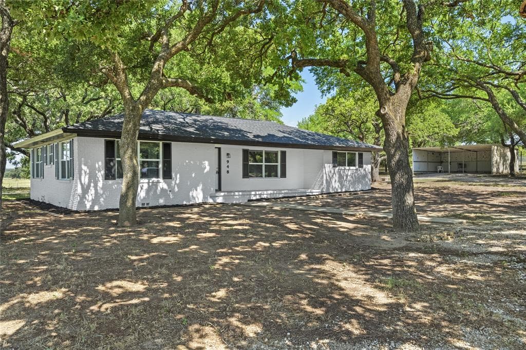 948 County Road 1304