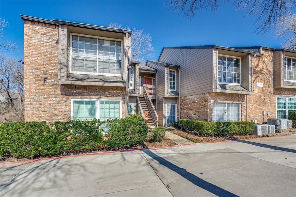 9801 Royal Ln # F-806