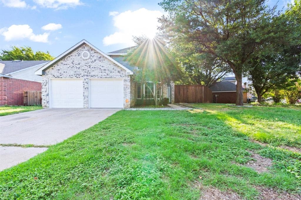 8441 Cloverglen Ln