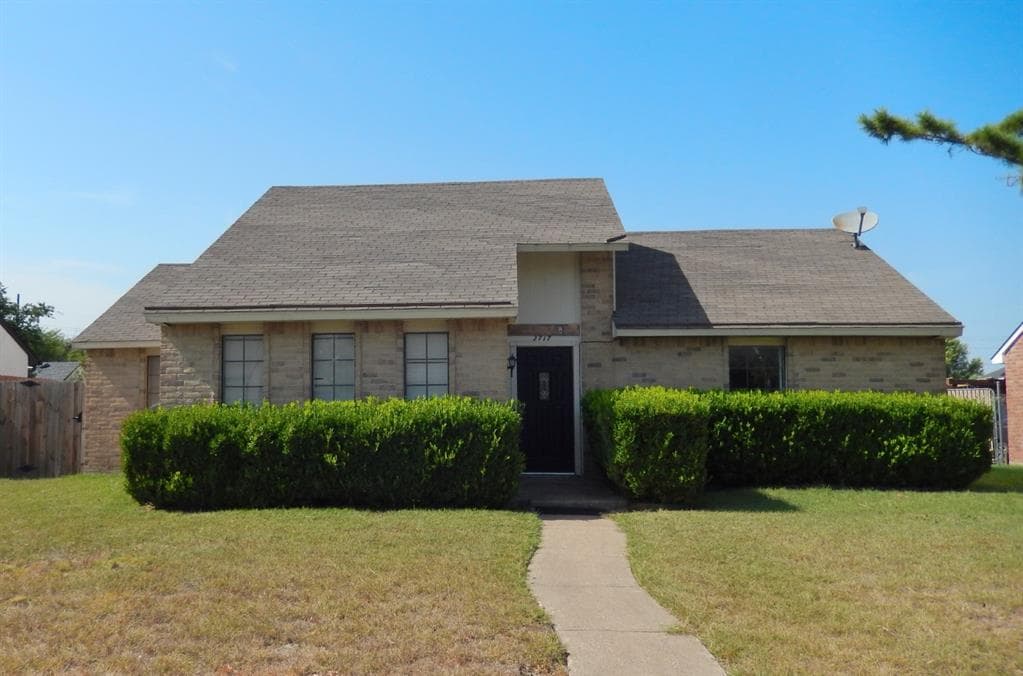 2717 Poplar Trl