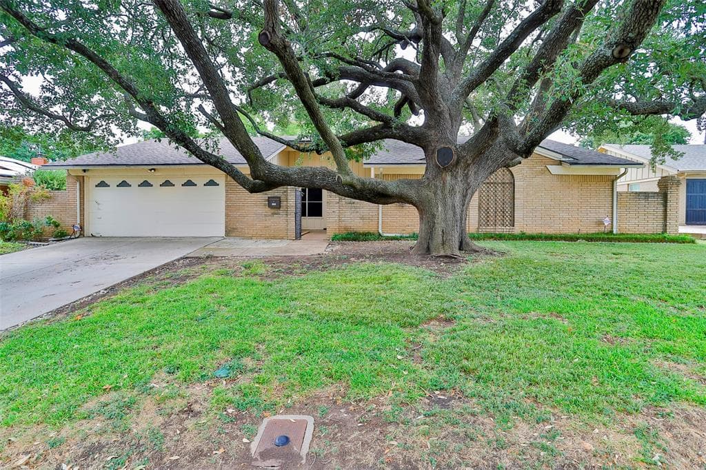 6305 Wrigley Way