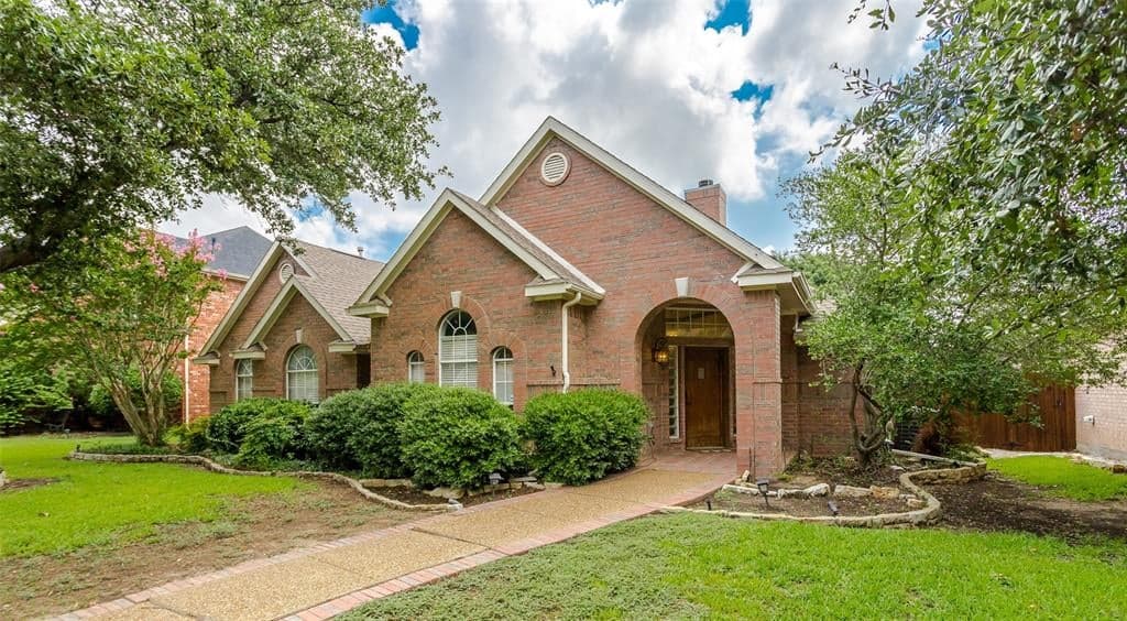 205 Ledgenest Dr
