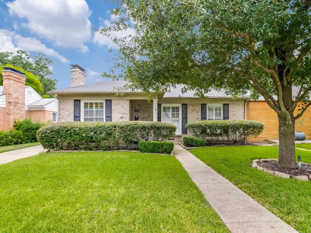 3719 S Versailles Ave