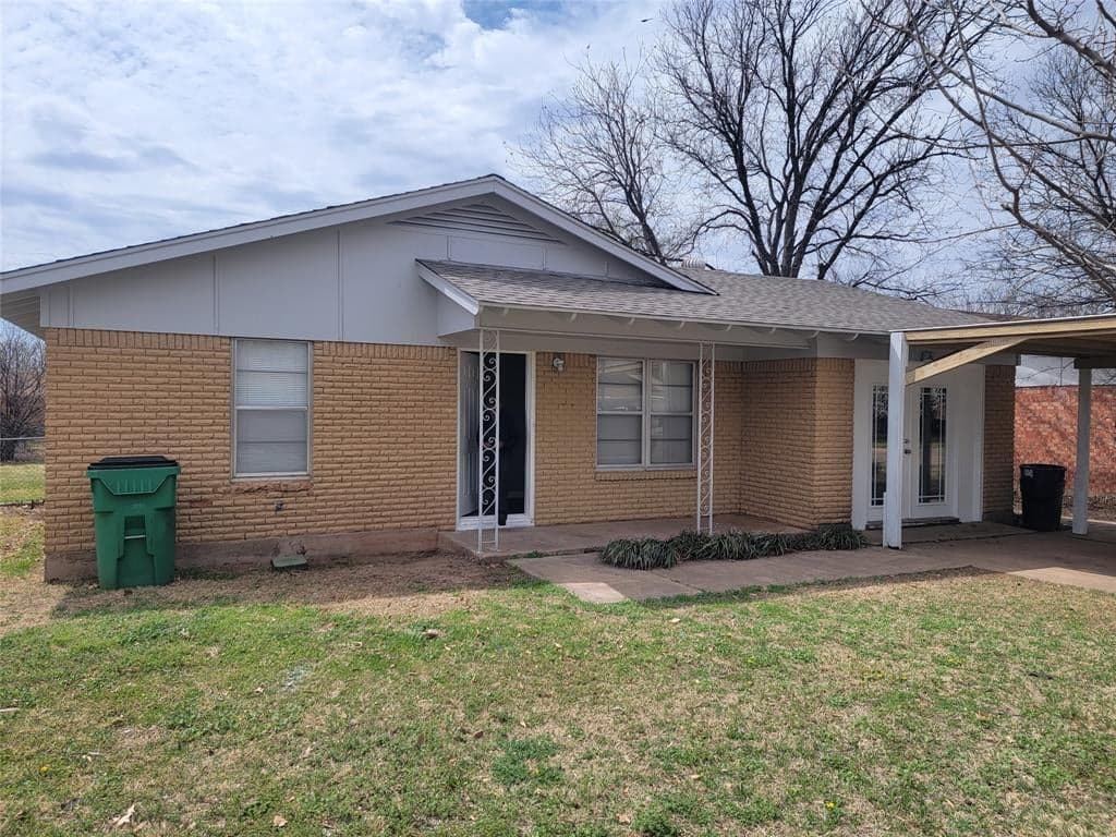 811 Vogel St