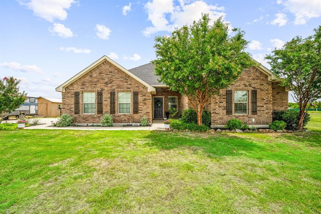 102 Pedernales Dr