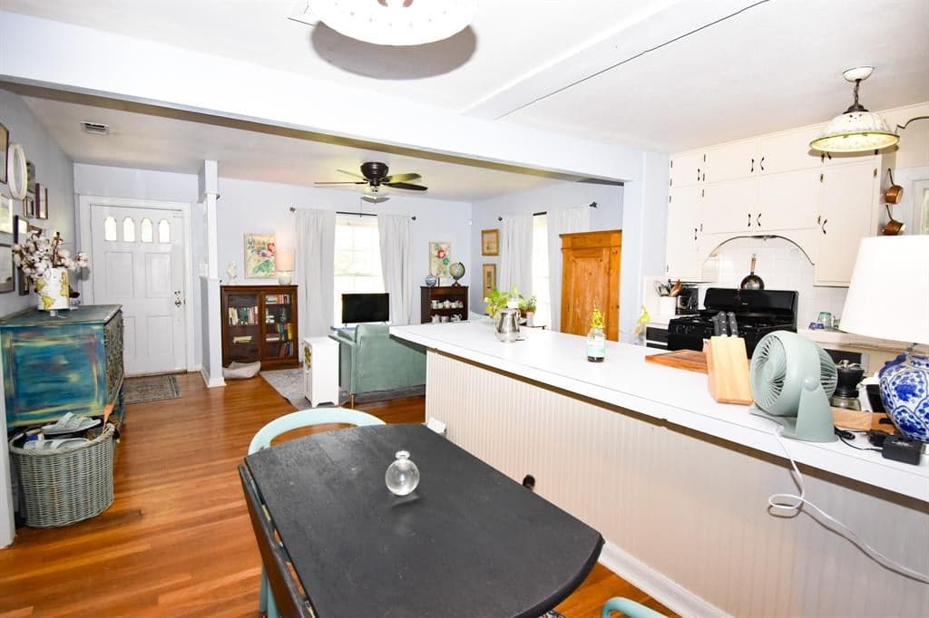 Gallery image 3