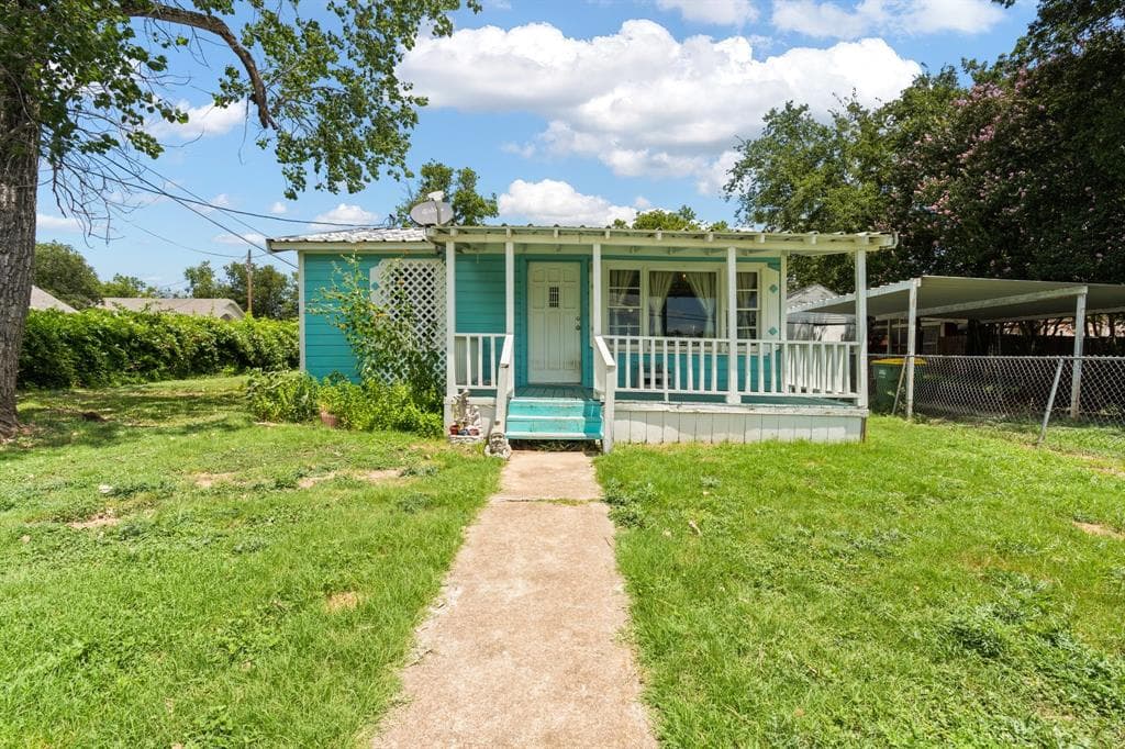 408 W Godley Ave