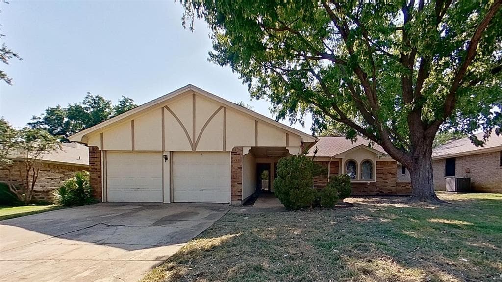 3002 River Bend Rd