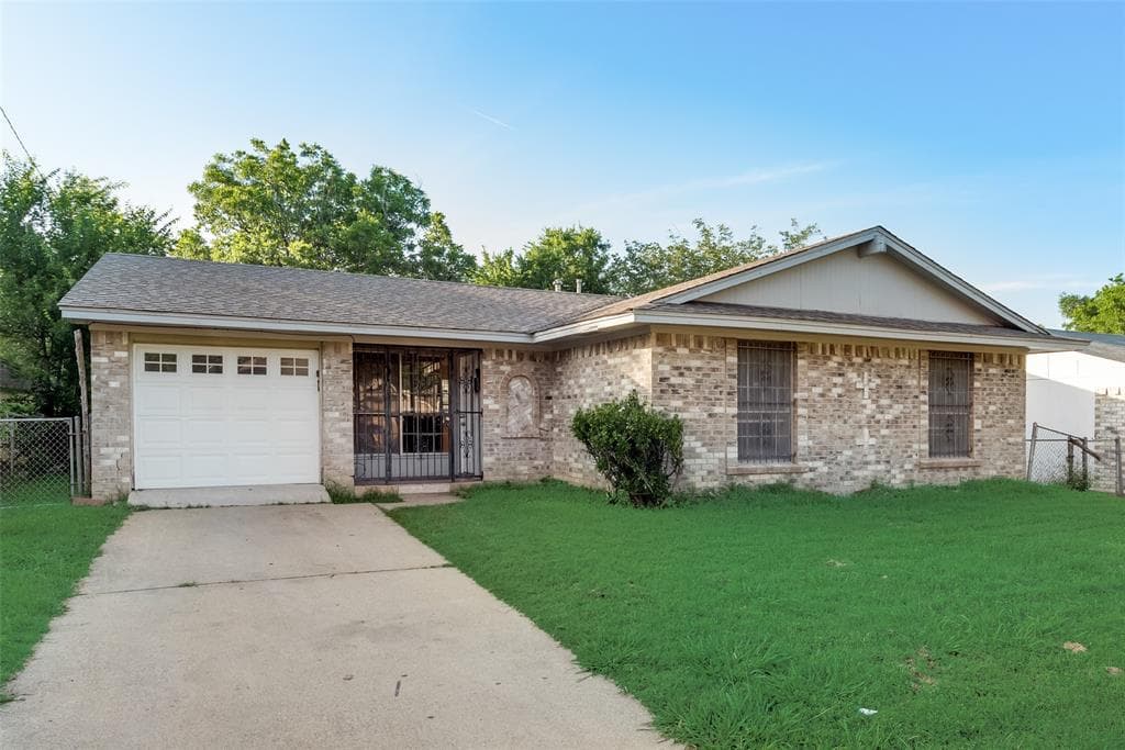 3719 Softcloud Dr