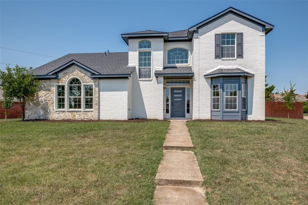 909 Wentwood Dr
