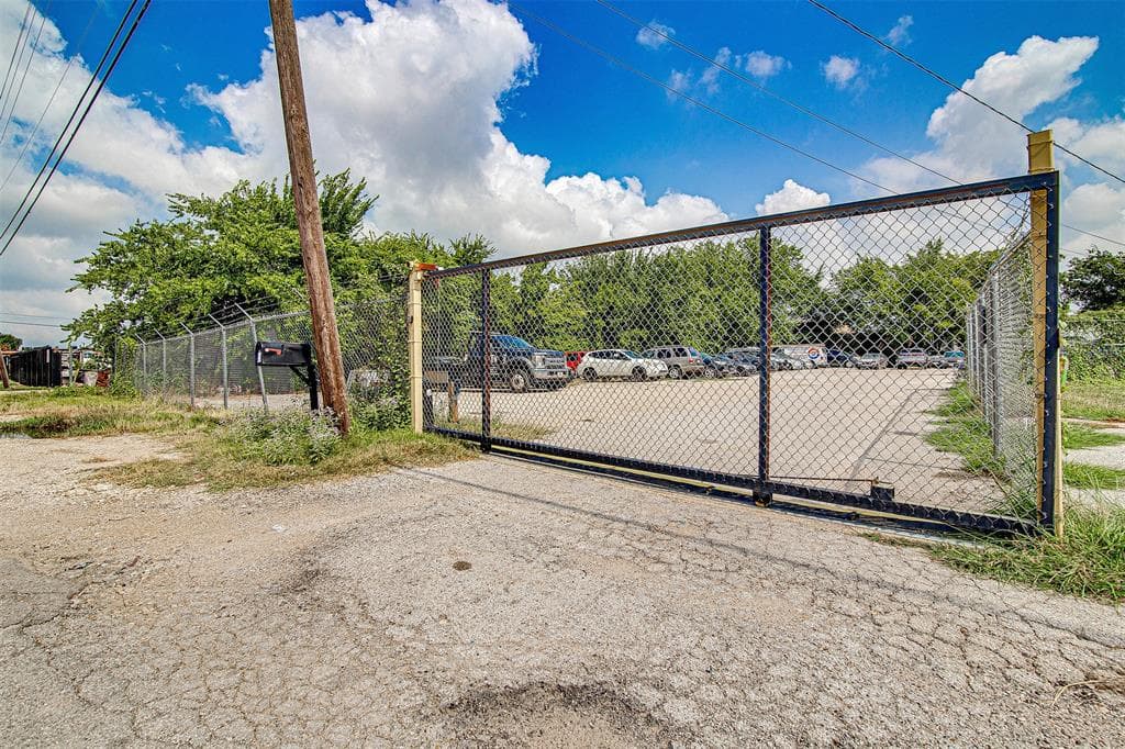 5213 Kaltenbrun Rd