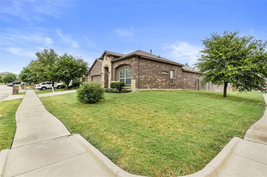 2957 Cedar Ridge Ln