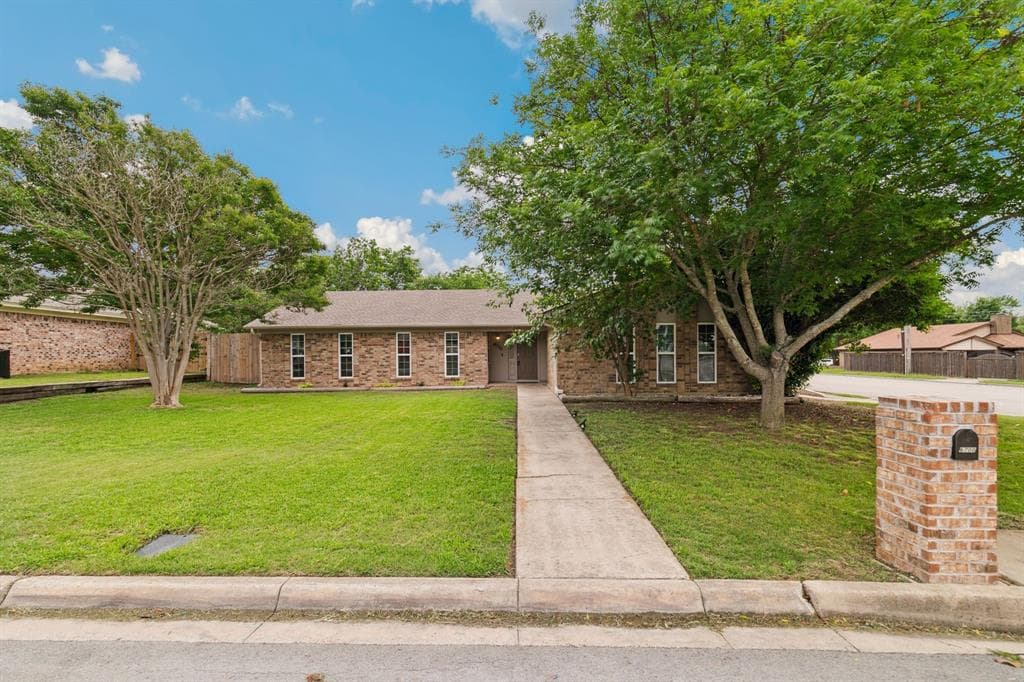 6700 Greendale Ct