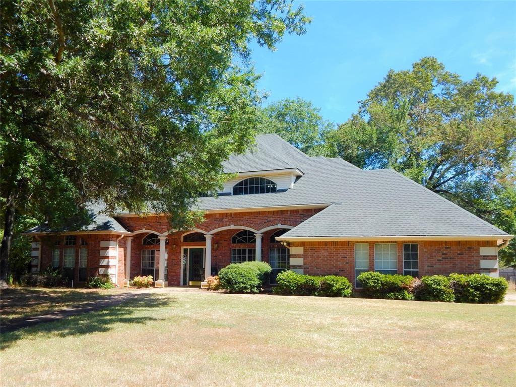 343 Deer Valley Dr