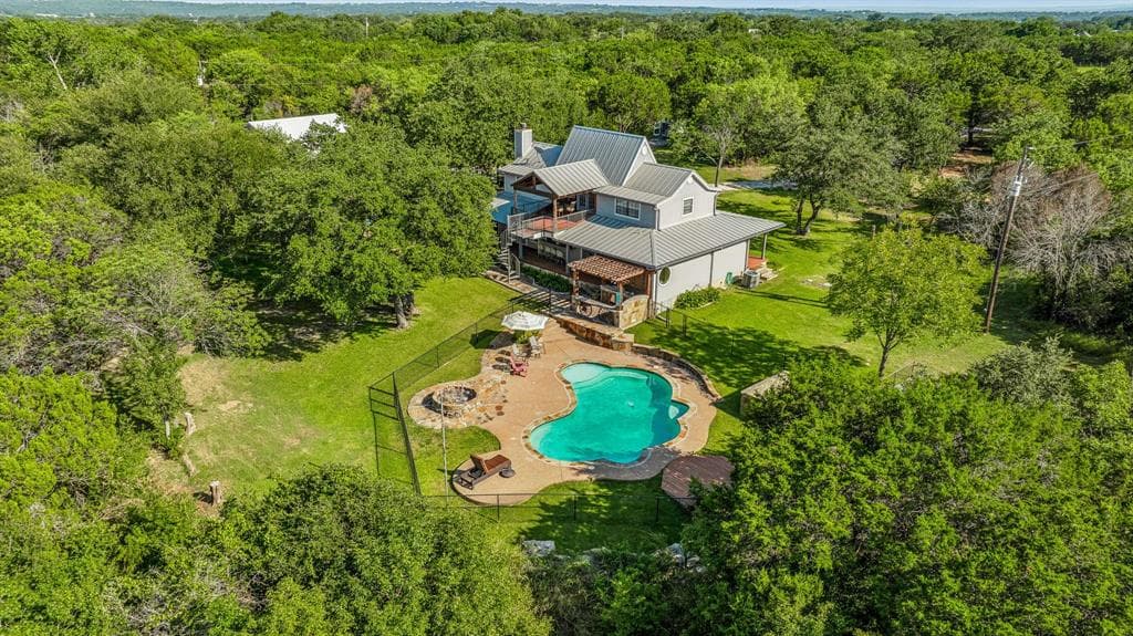 1433 County Road 306a