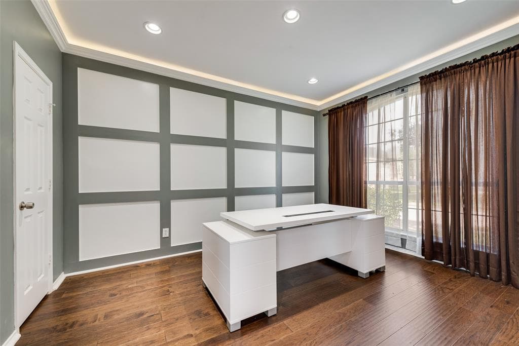 Gallery image 4