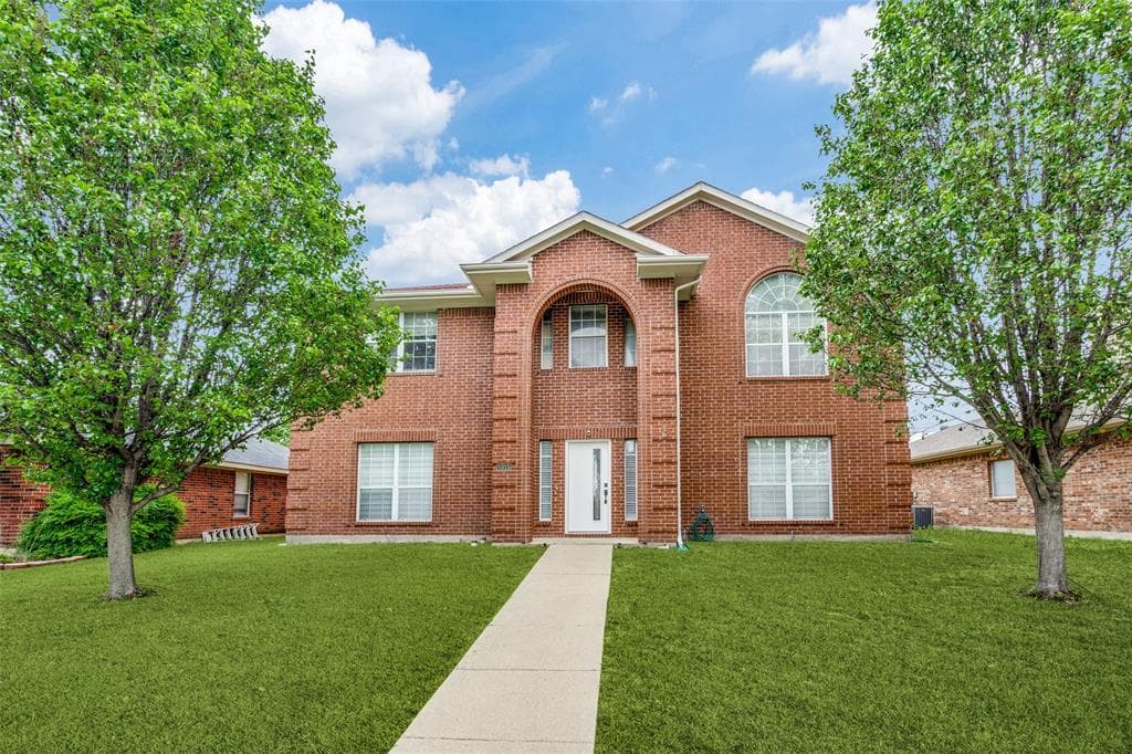 1015 Winslow Dr