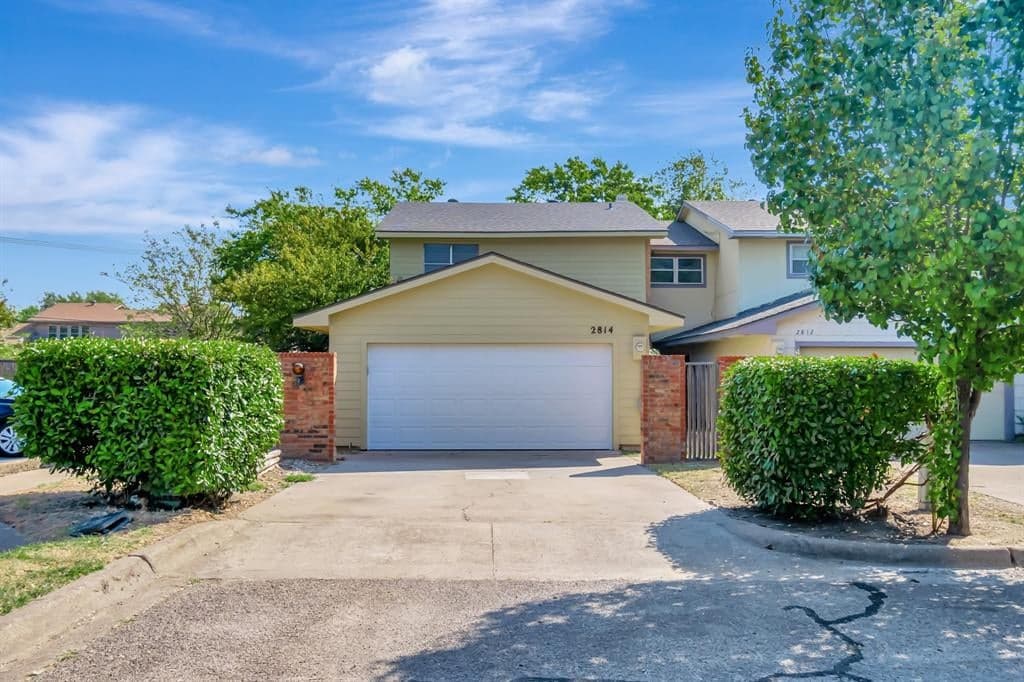 2814 Spring Valley Dr