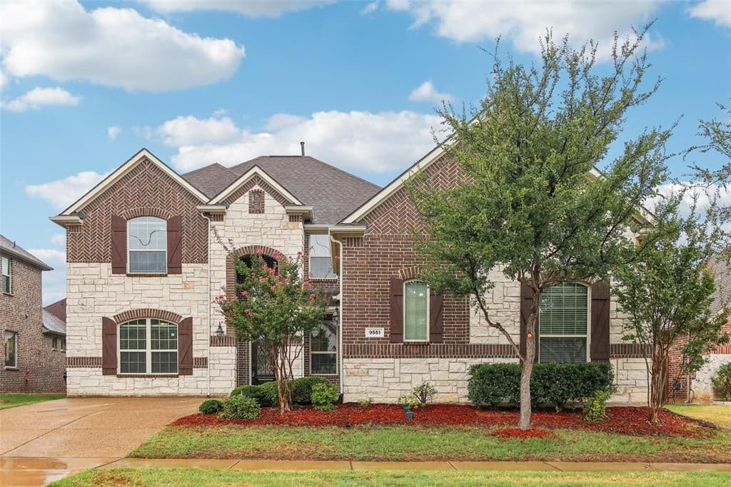 9551 Corinth Ln