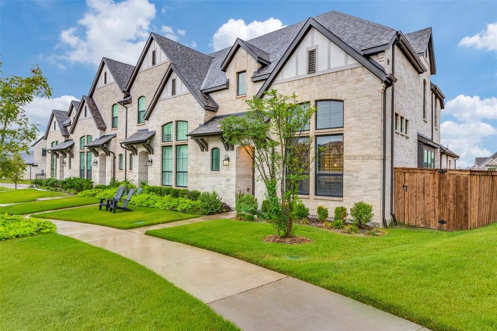 2152 Tolleson Dr