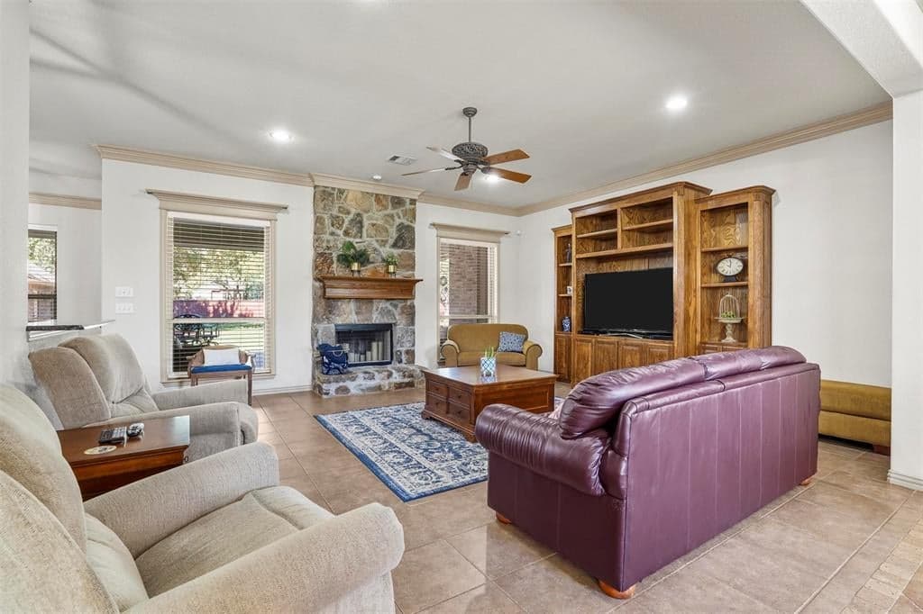 Gallery image 3