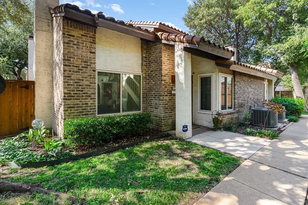 14151 Montfort Dr Apt 352