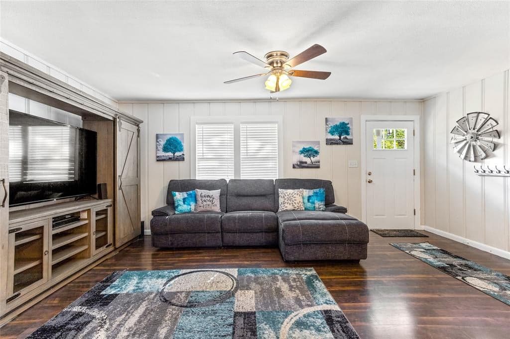 Gallery image 4