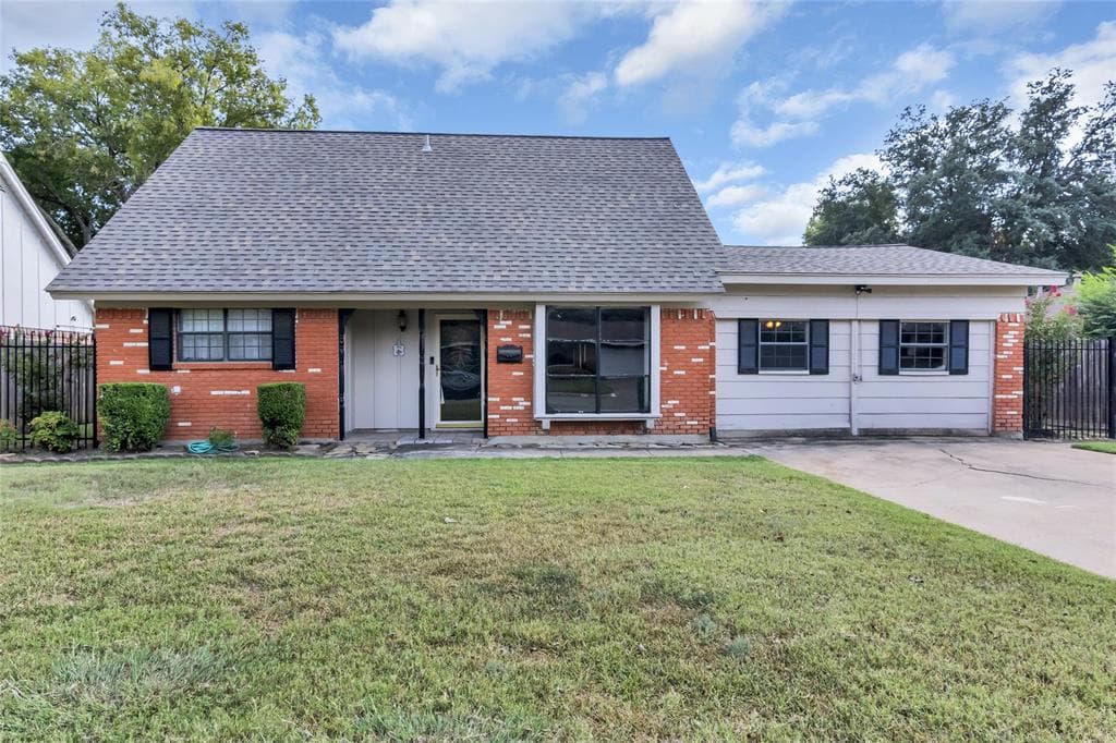 7608 Palomar Dr