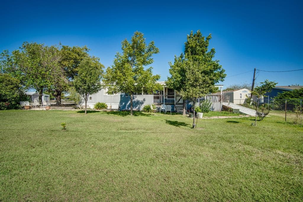 9505 Thompson Rd
