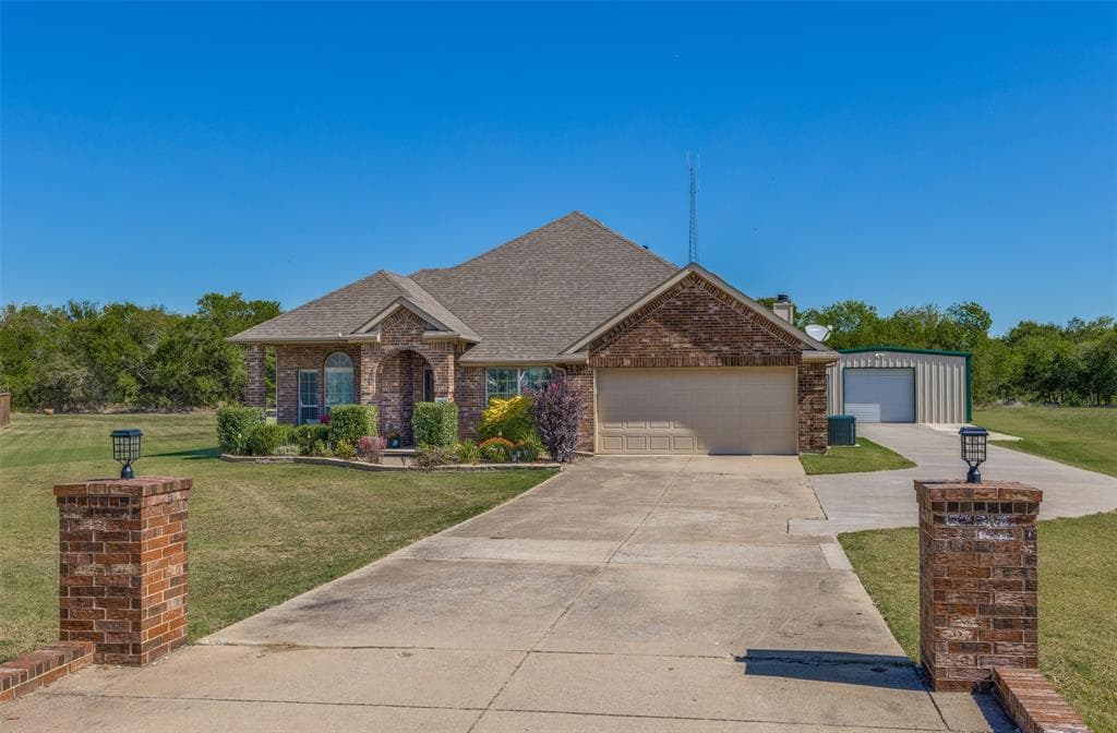1024 Harmony Cir