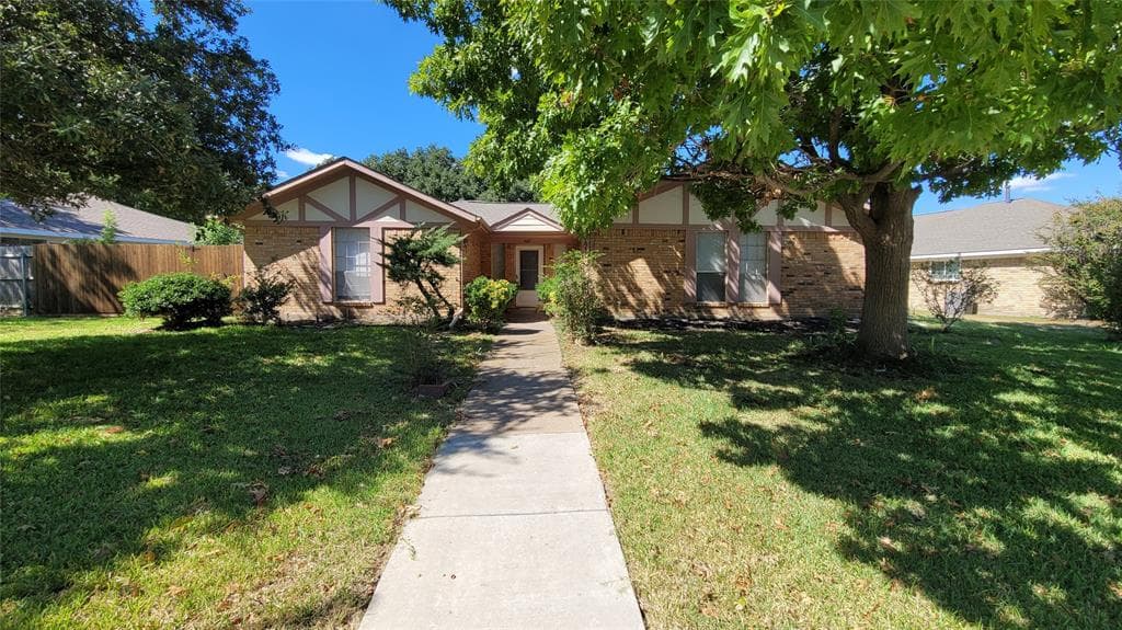 3607 Marlborough Dr