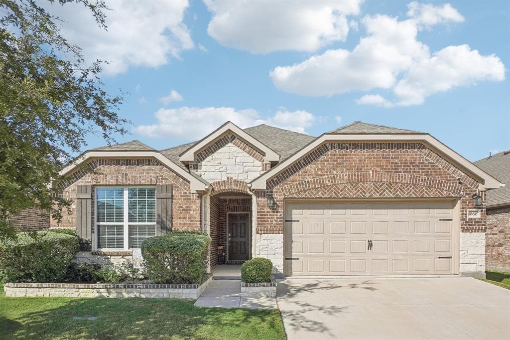 1060 Pinnacle Breeze Dr