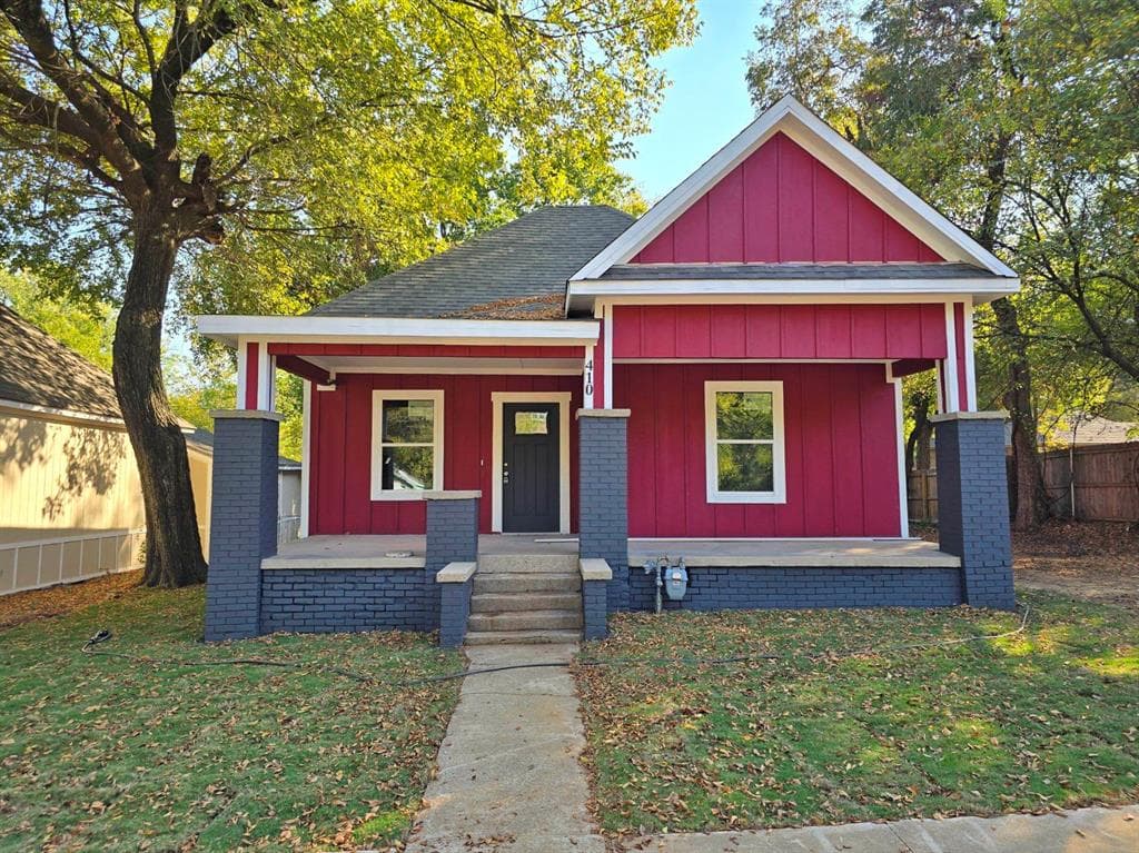 410 W Heron St