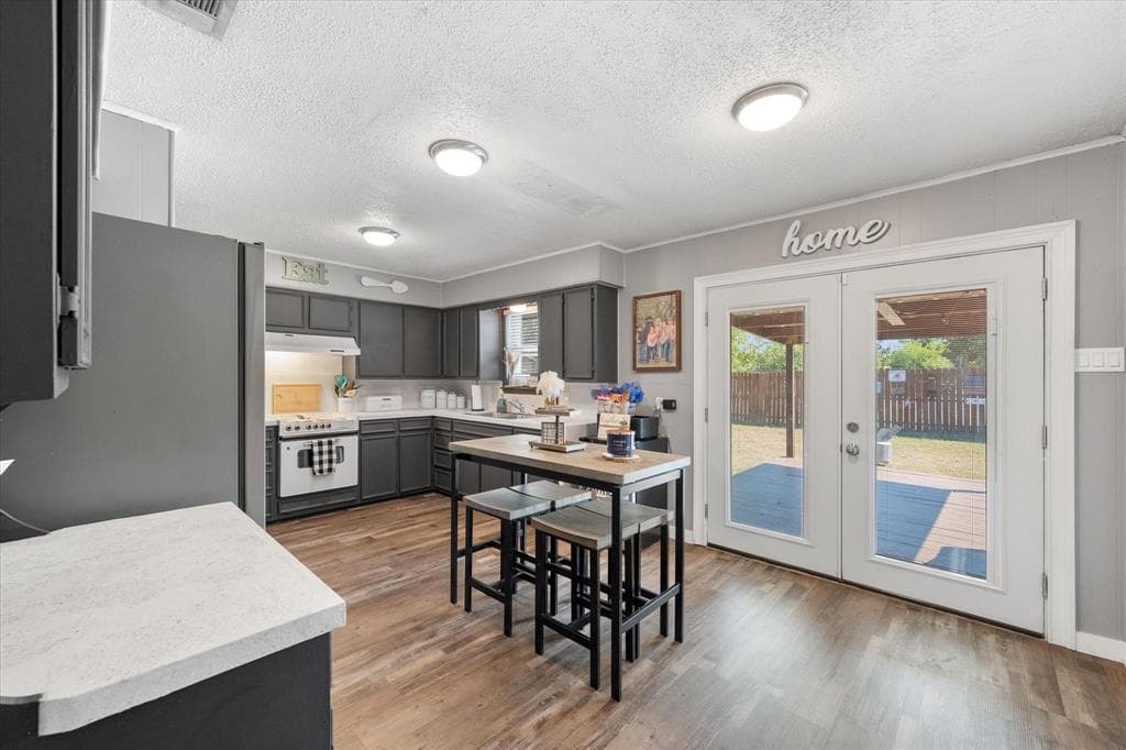 205 Castle Cir