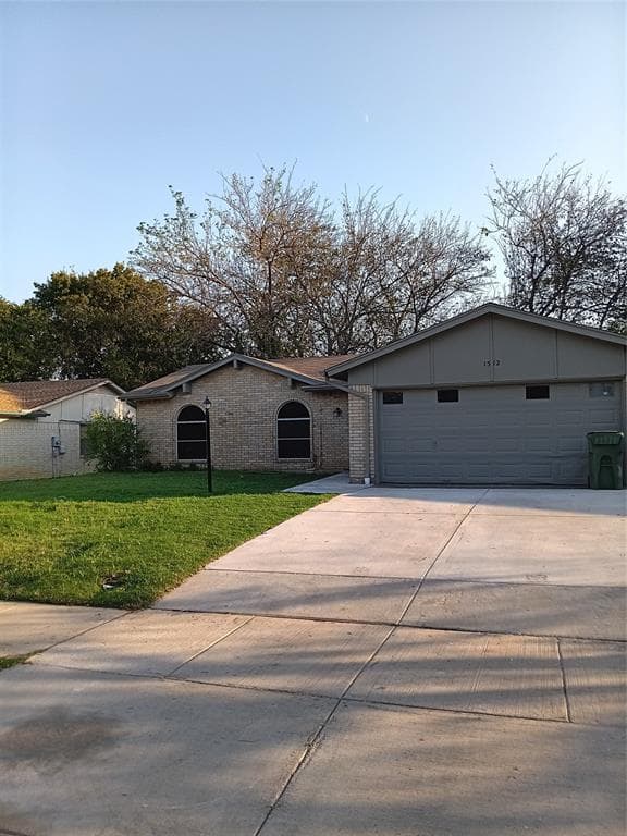 1512 Vanderbilt Dr