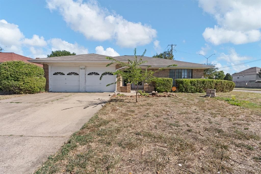 7433 Glen Haven Dr