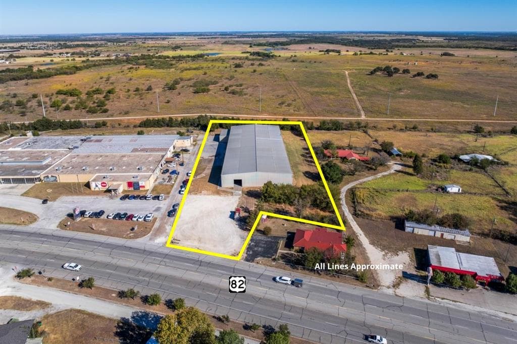 917 E Highway 82