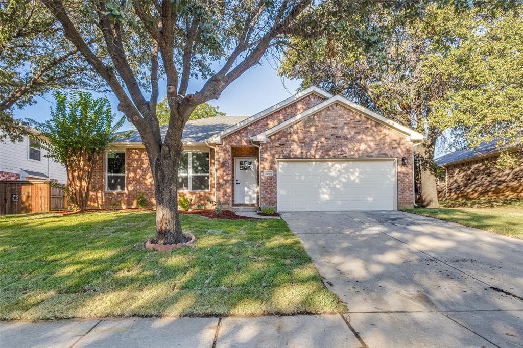 2609 Trinity Ter