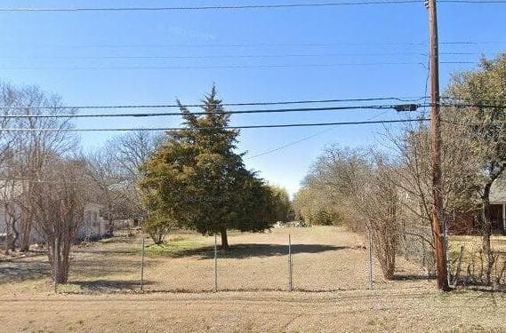 1635 Marsalis Rd