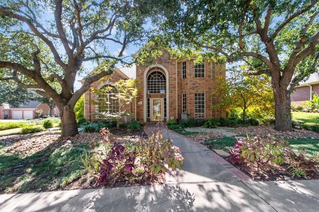 502 Butternut Dr