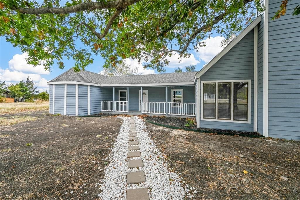 2132 County Road 900