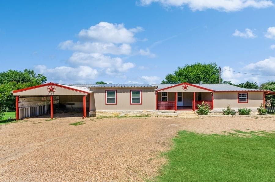 1105 Tina St