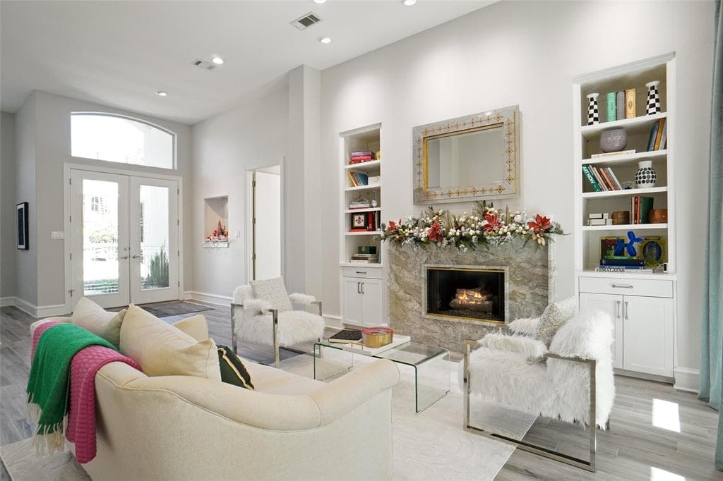 Gallery image 2