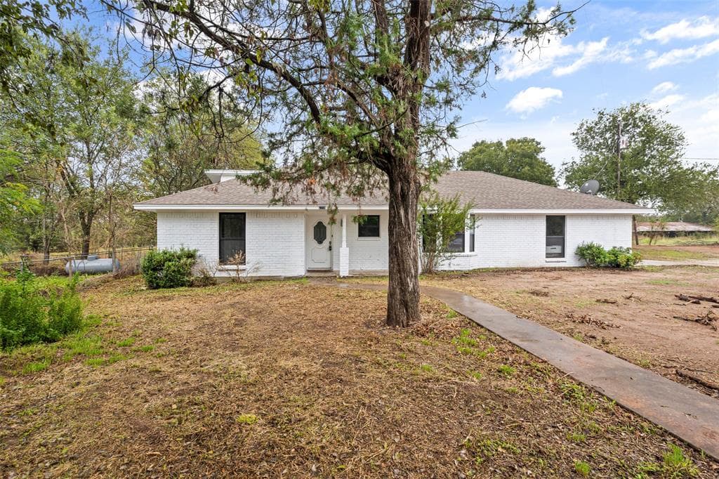 2716 Overton Ct