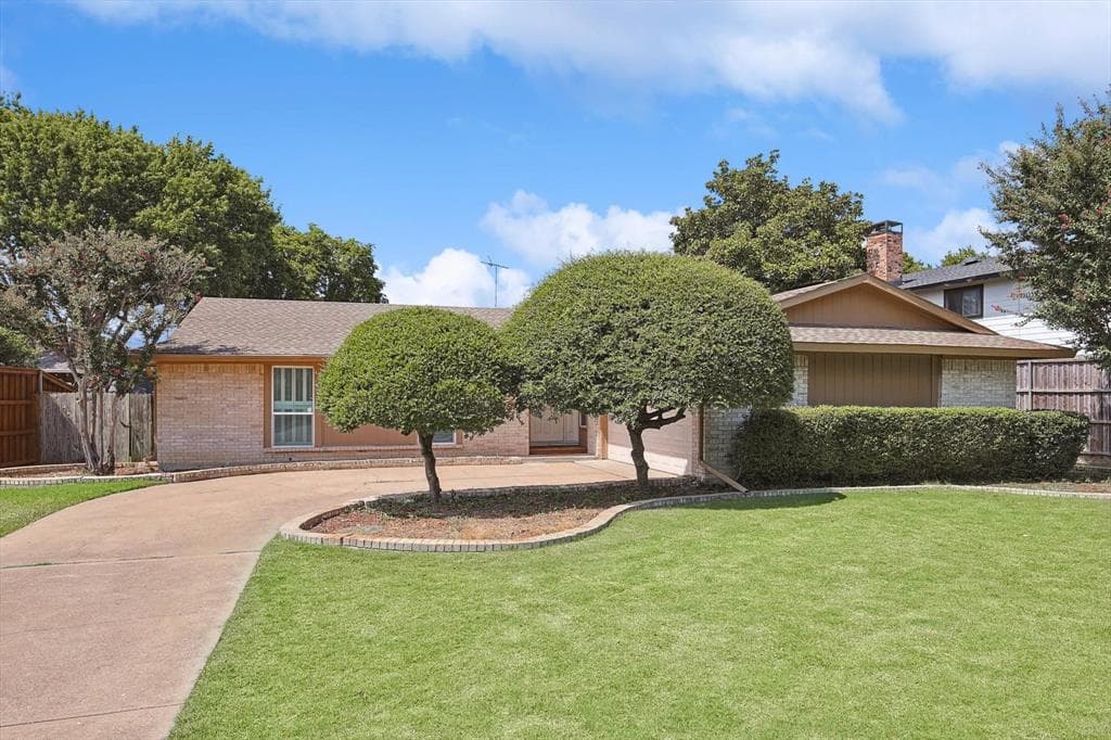 17 Grant Cir