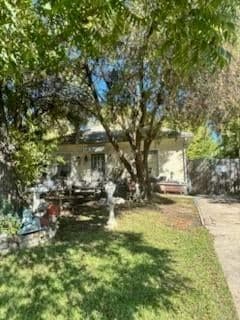 7318 Concord Ave