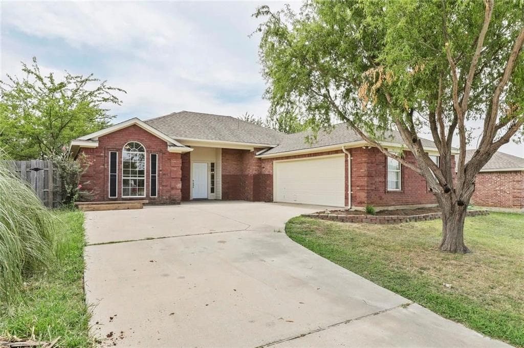 208 Cory Ct