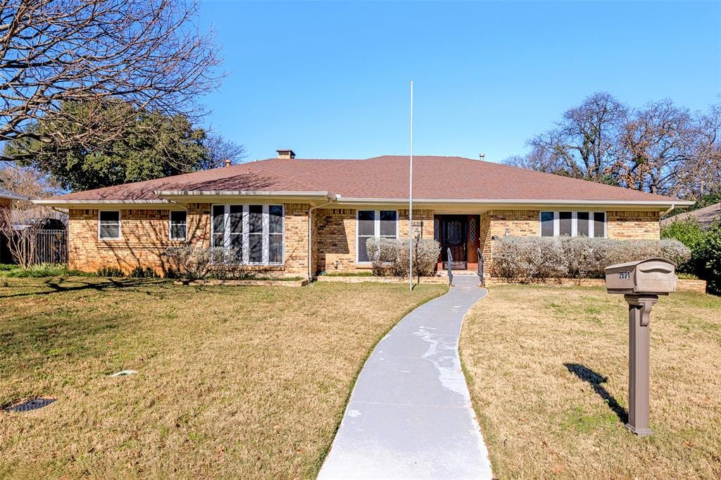 2601 High Oak Dr